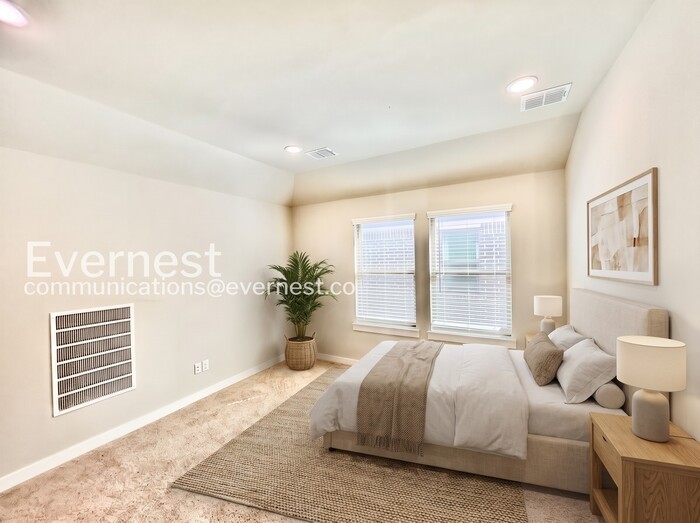 2825 Caroline St - Photo 3 of 31