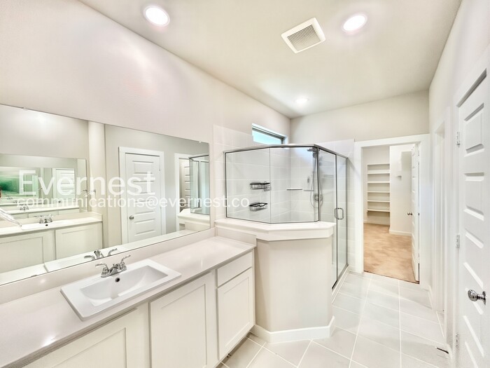 2825 Caroline St - Photo 7 of 31