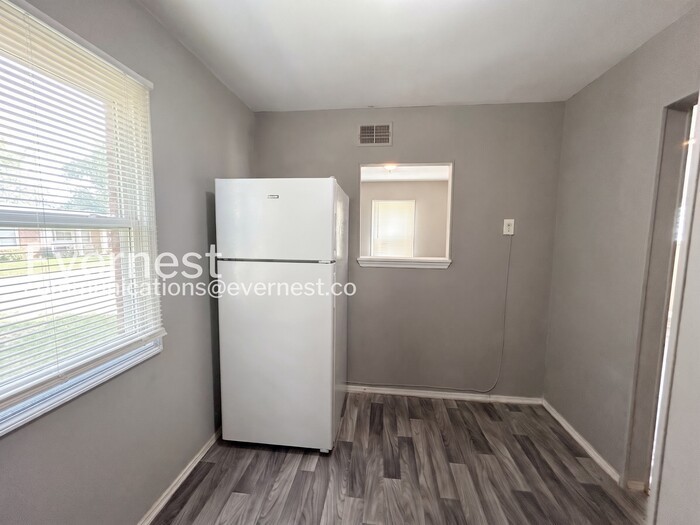 9 Dadebridge Ct - Photo 5 of 19