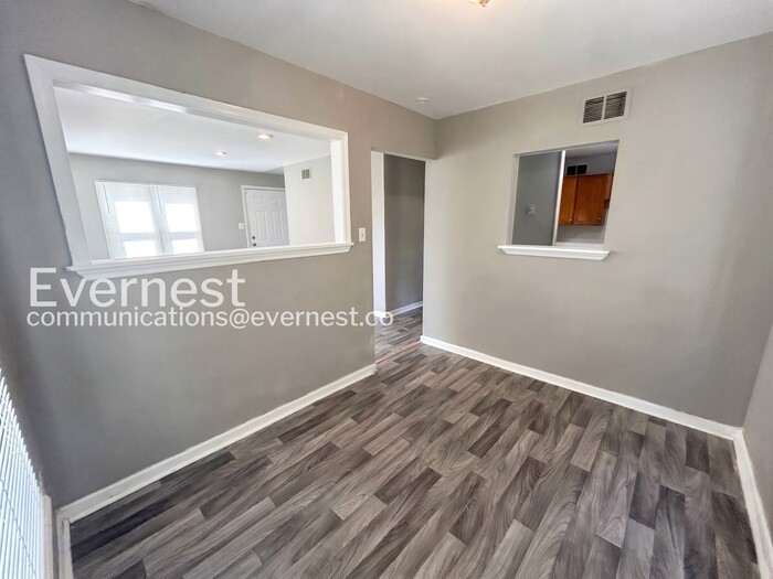 9 Dadebridge Ct - Photo 6 of 19