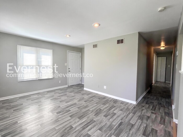 9 Dadebridge Ct - Photo 7 of 19
