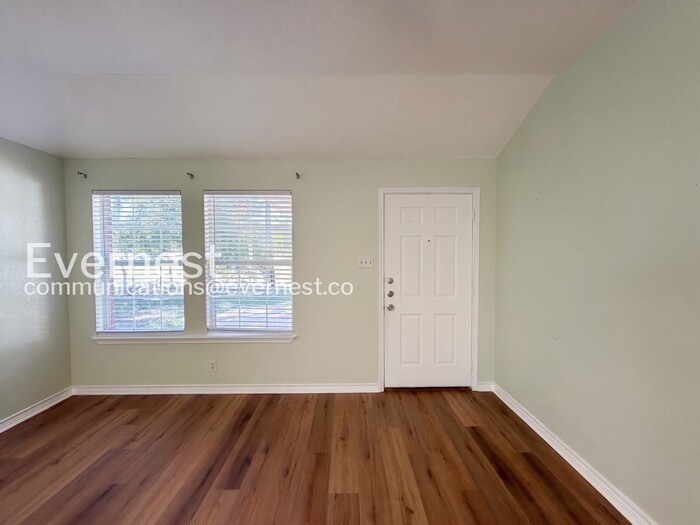 202 Tamara Dr #B - Photo 2 of 27