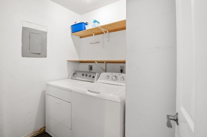 5015 Aragon Way S - Photo 5 of 29