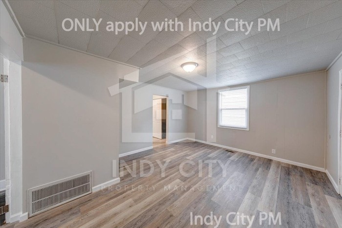 2714 Maywood Rd - Photo 5 of 20
