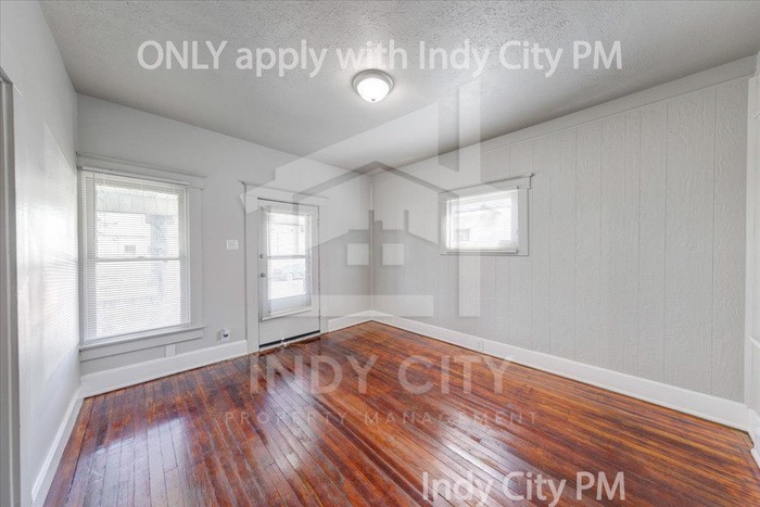 1938 N Olney St - Photo 6 of 22