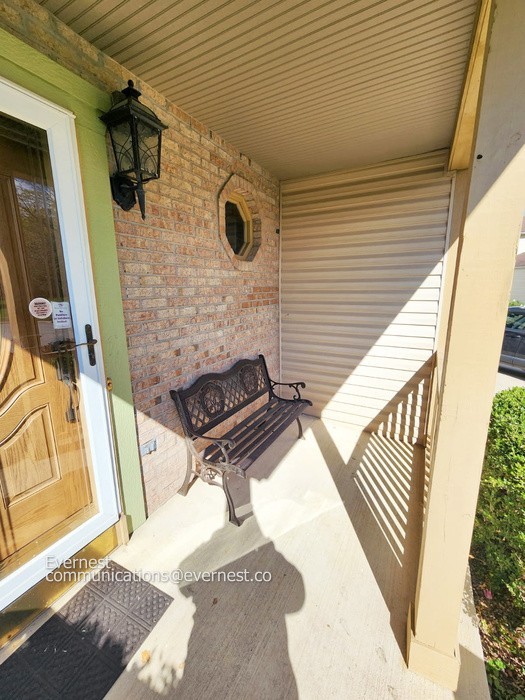 65 Simsbury Ct - Photo 2 of 21