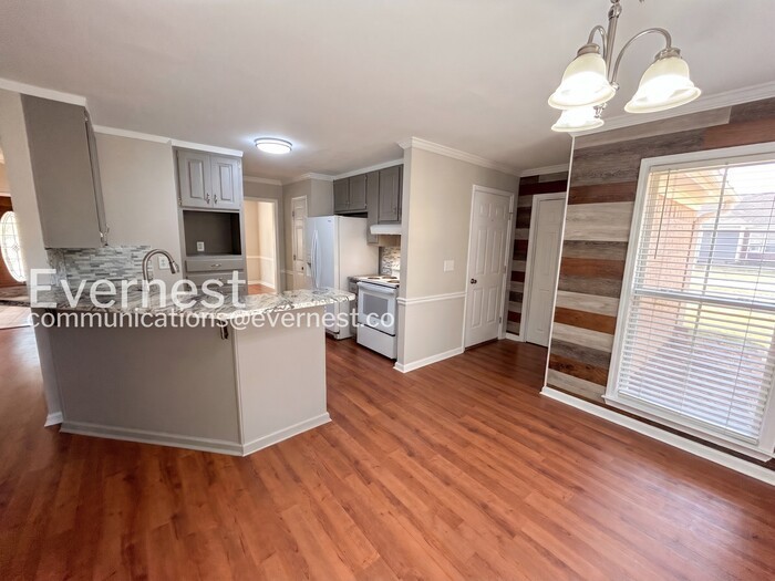 3720 Druids Dr Se - Photo 5 of 28