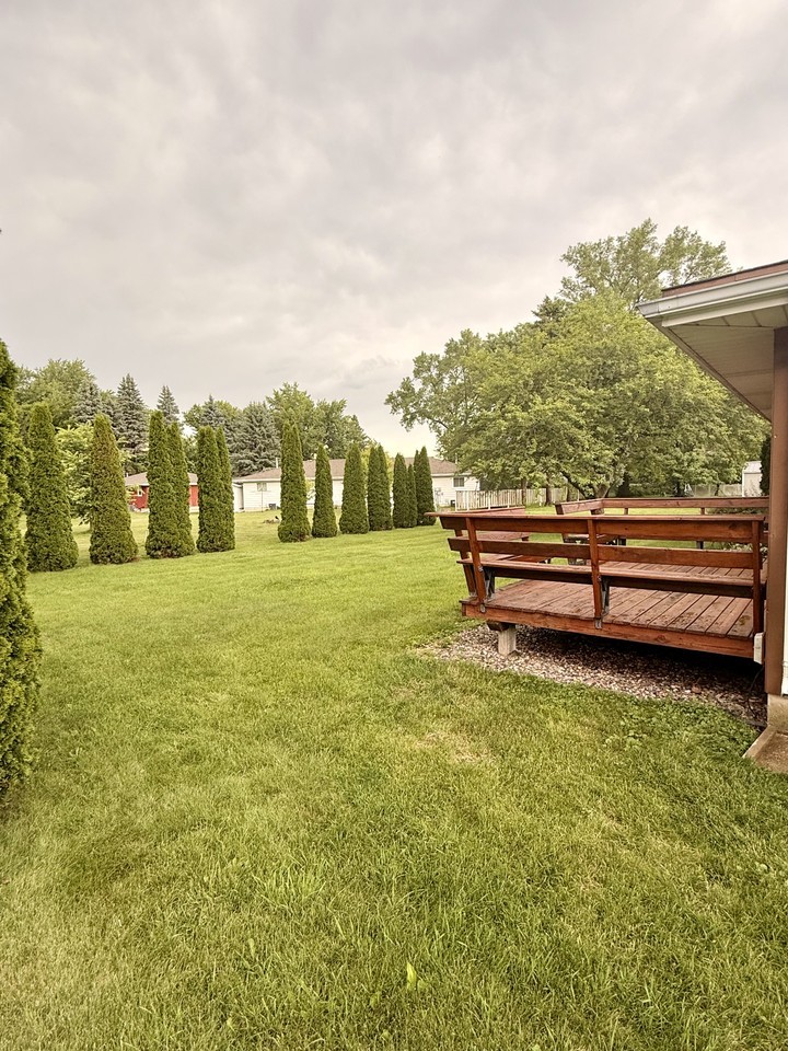 205 Hilltop Cir #NA - Photo 3 of 29