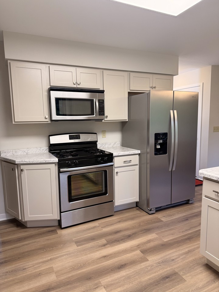 205 Hilltop Cir #NA - Photo 5 of 29