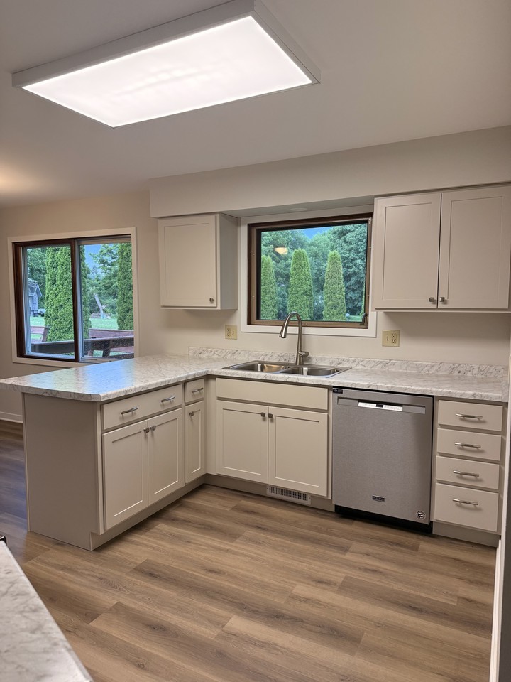 205 Hilltop Cir #NA - Photo 6 of 29