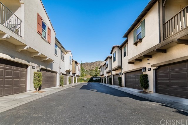 869 E Mountain Way #F - Photo 2 of 27