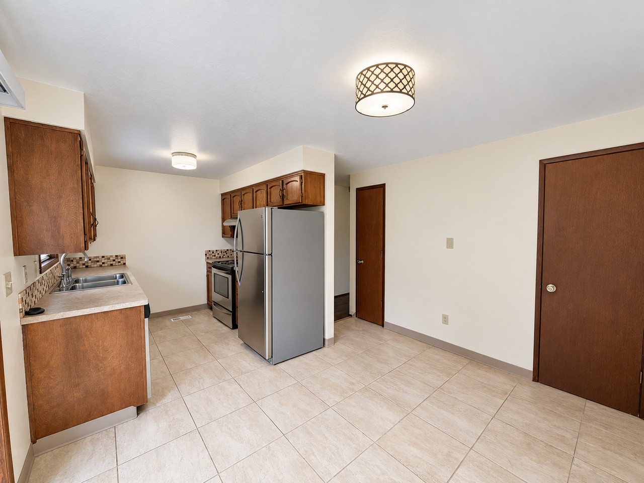 632 E Main St #632 - Photo 7 of 22