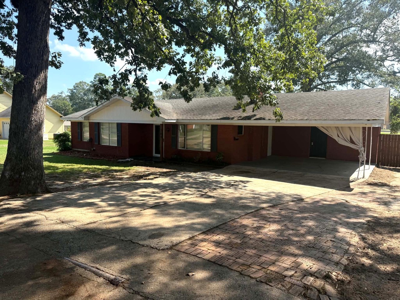 204 River Oaks Dr #NA - Photo 2 of 29