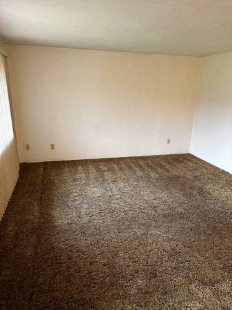 20 S 8th St #B - Photo 2 of 13