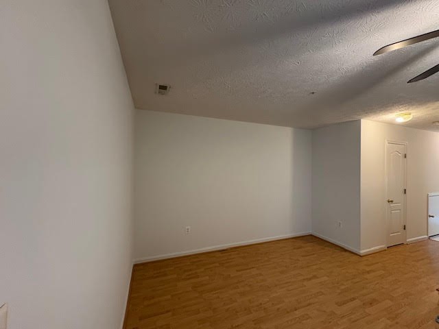 48215 Picketts Harbor Ct #TH - Photo 5 of 7