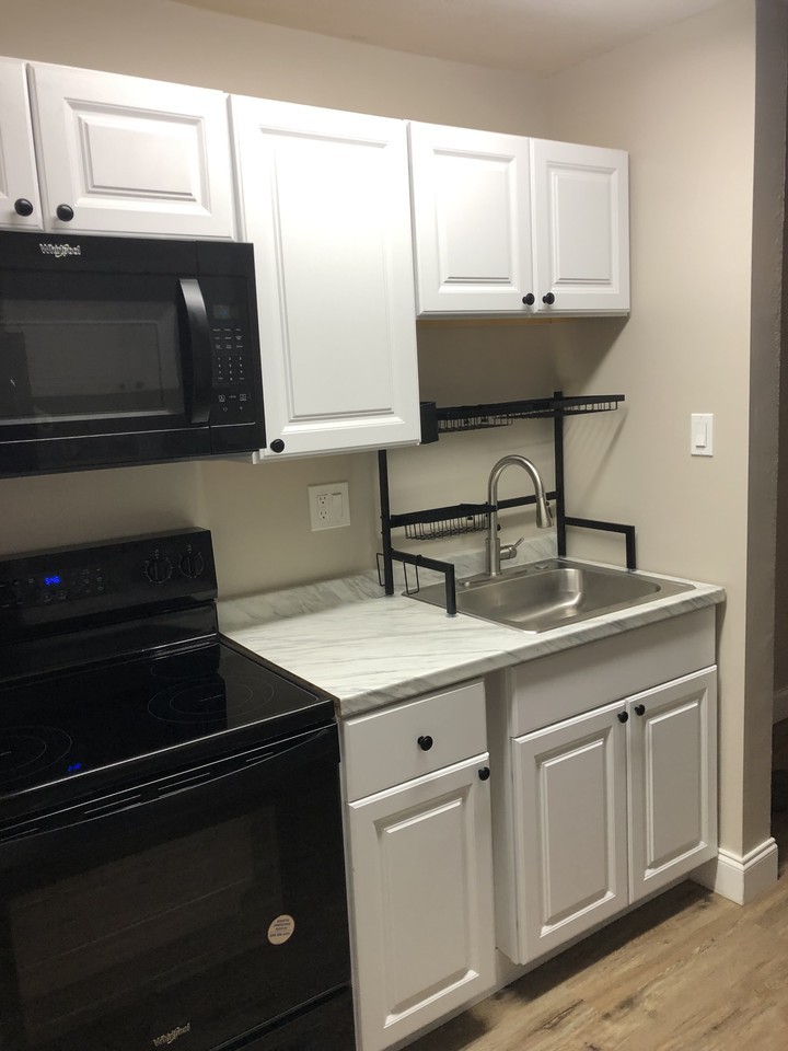 1262 Palmetto St #NA - Photo 7 of 16