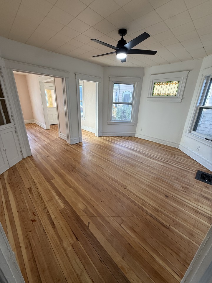 361 Church St #1 - Photo 4 of 10
