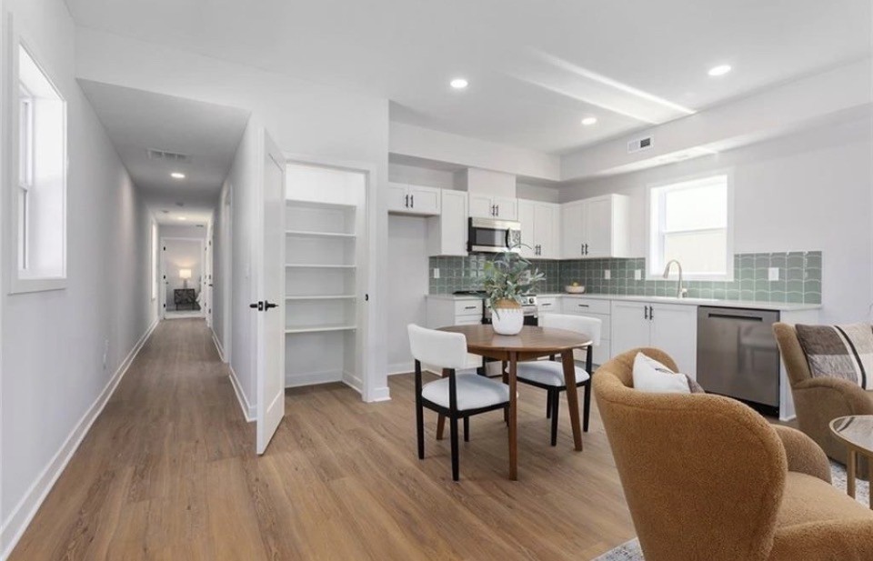 4521 Forest Ave #A - Photo 6 of 8