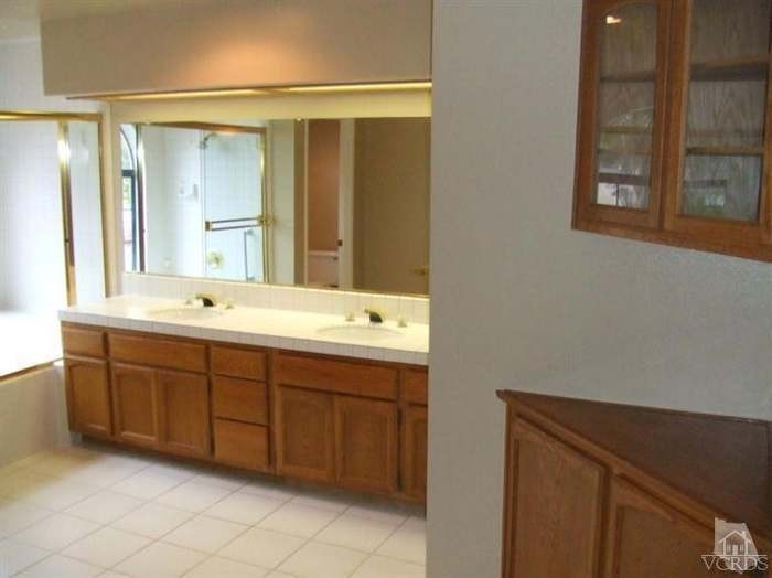 2901 Fanshell Walk #NA - Photo 4 of 12