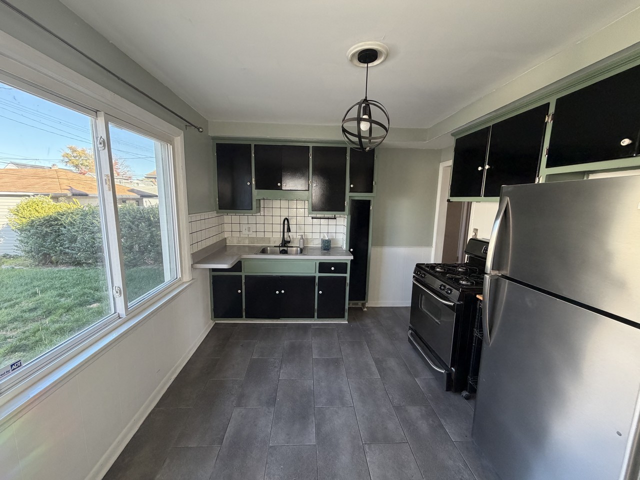 19613 Avalon St #NA - Photo 2 of 19