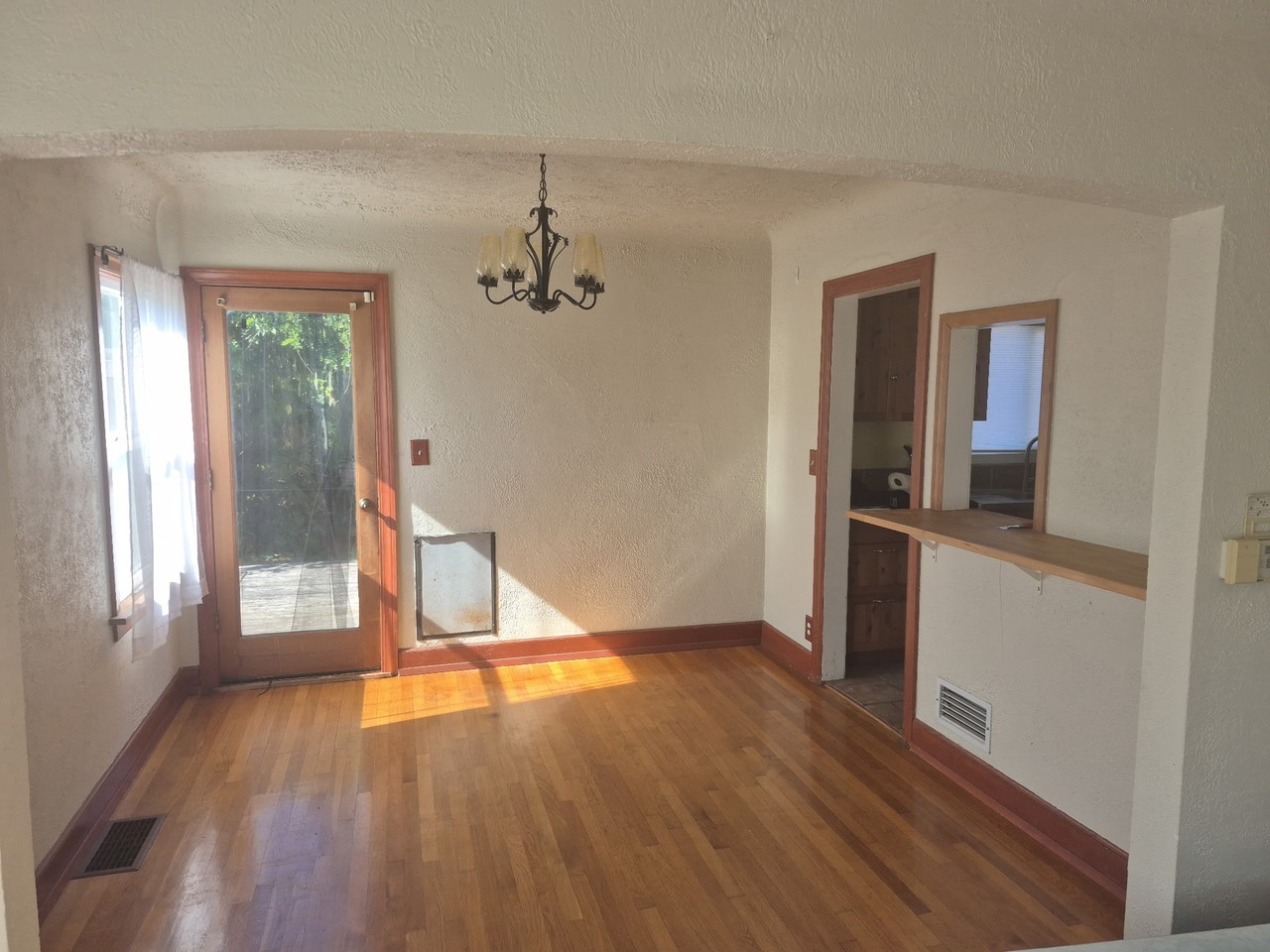 917 Veneta Ave #NA - Photo 2 of 14