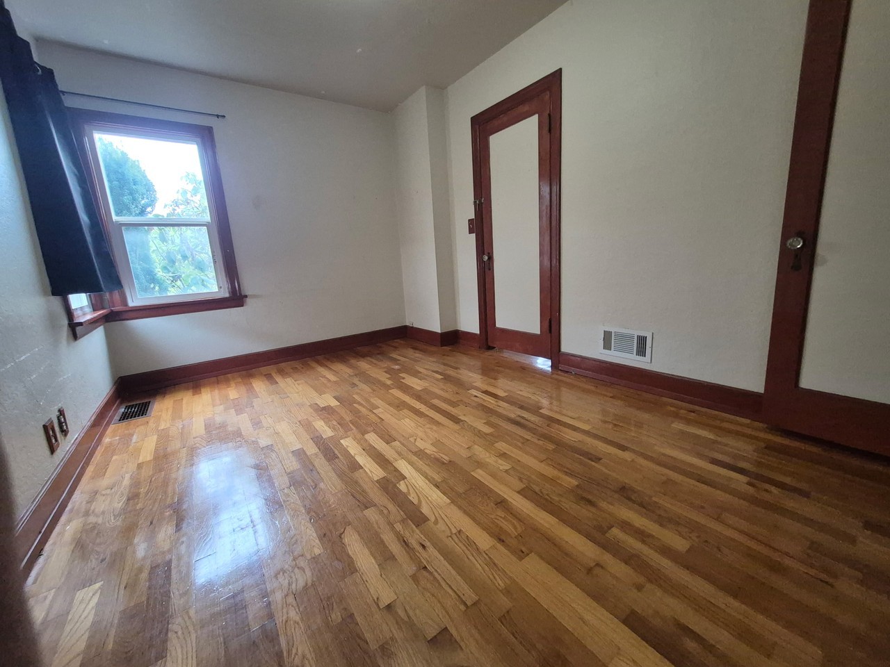 917 Veneta Ave #NA - Photo 7 of 14