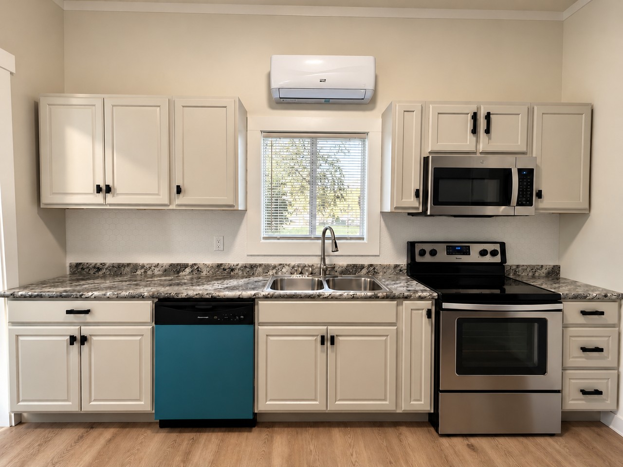 404 E Jackson St #B - Photo 5 of 10