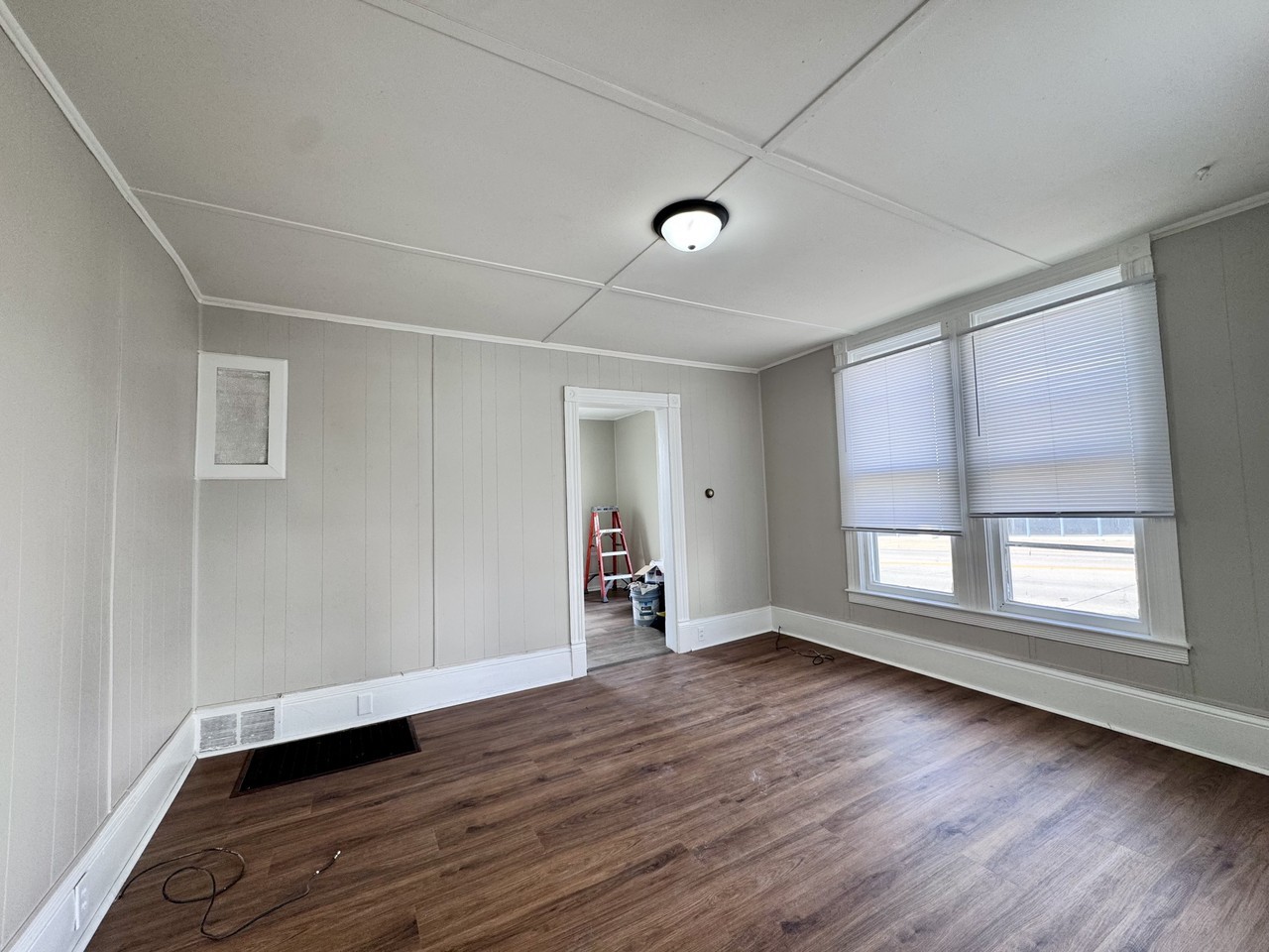 402 W Olive St #404F - Photo 2 of 7
