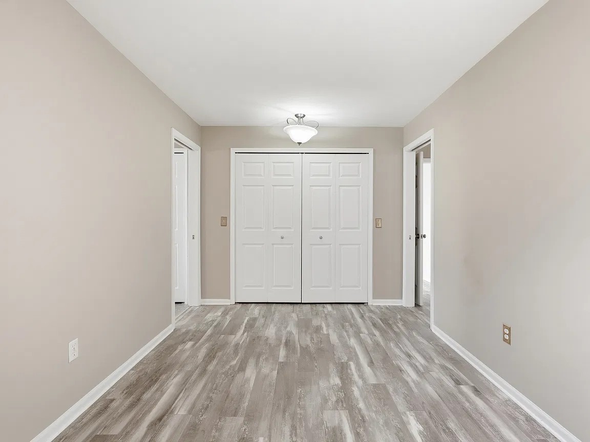 408 Country Club Dr #1 - Photo 2 of 20