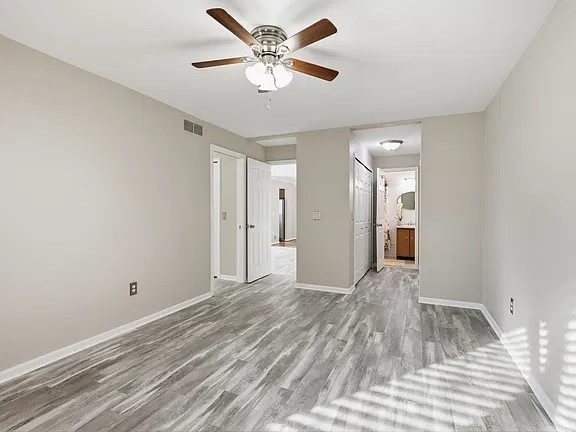 408 Country Club Dr #1 - Photo 5 of 20