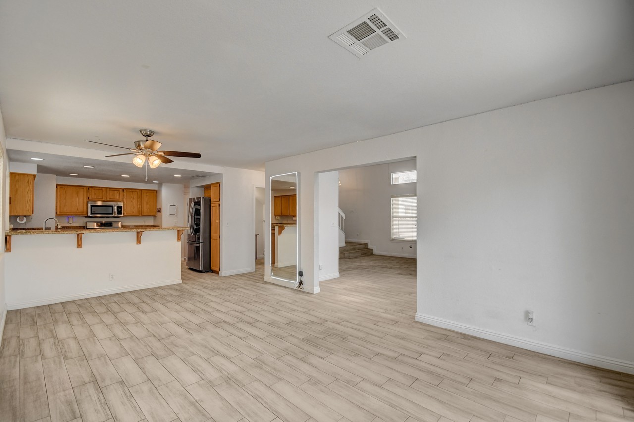 2432 Palm Shore Ct #NA - Photo 6 of 20