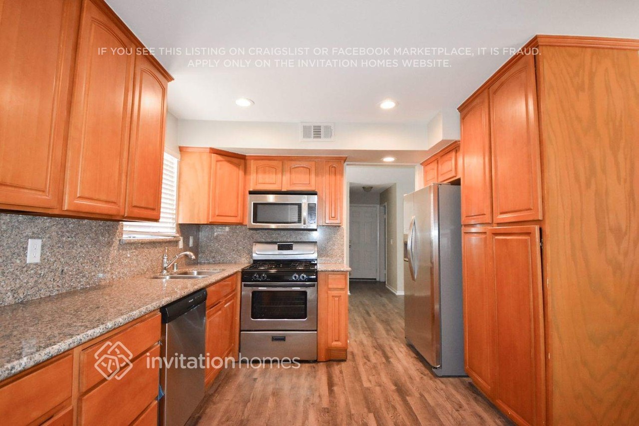 1317 Recital Way - Photo 4 of 11
