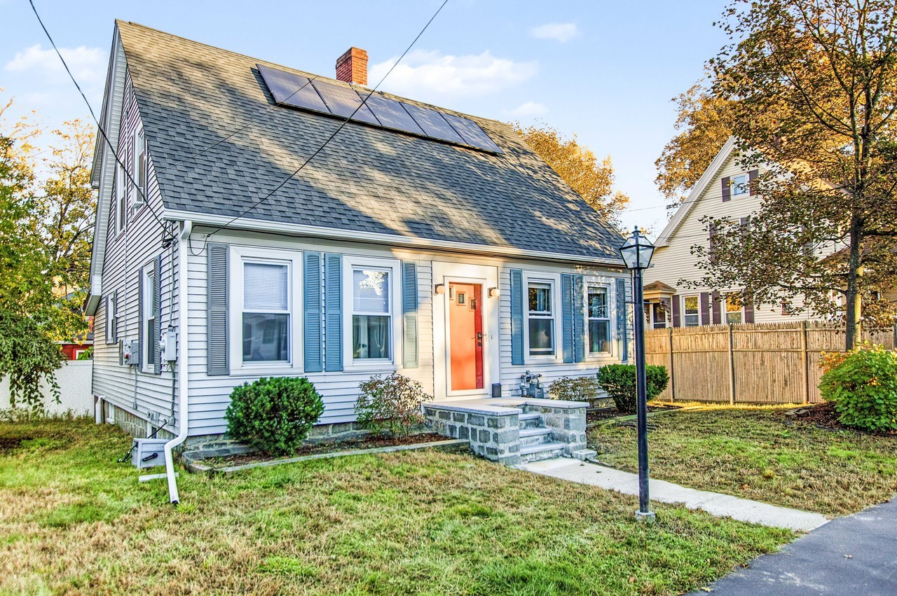 123 Riley Ave #1