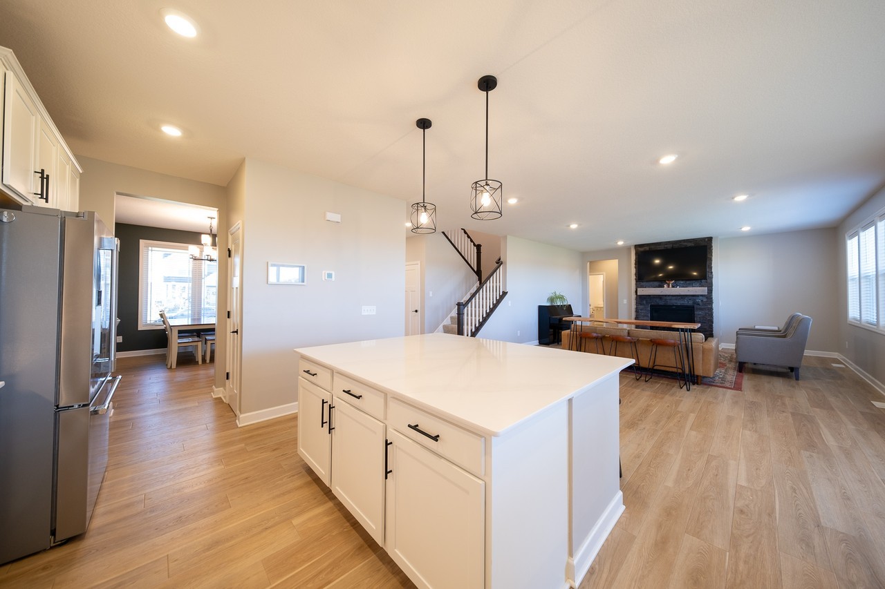 17904 Hinckley Ave #1 - Photo 4 of 47