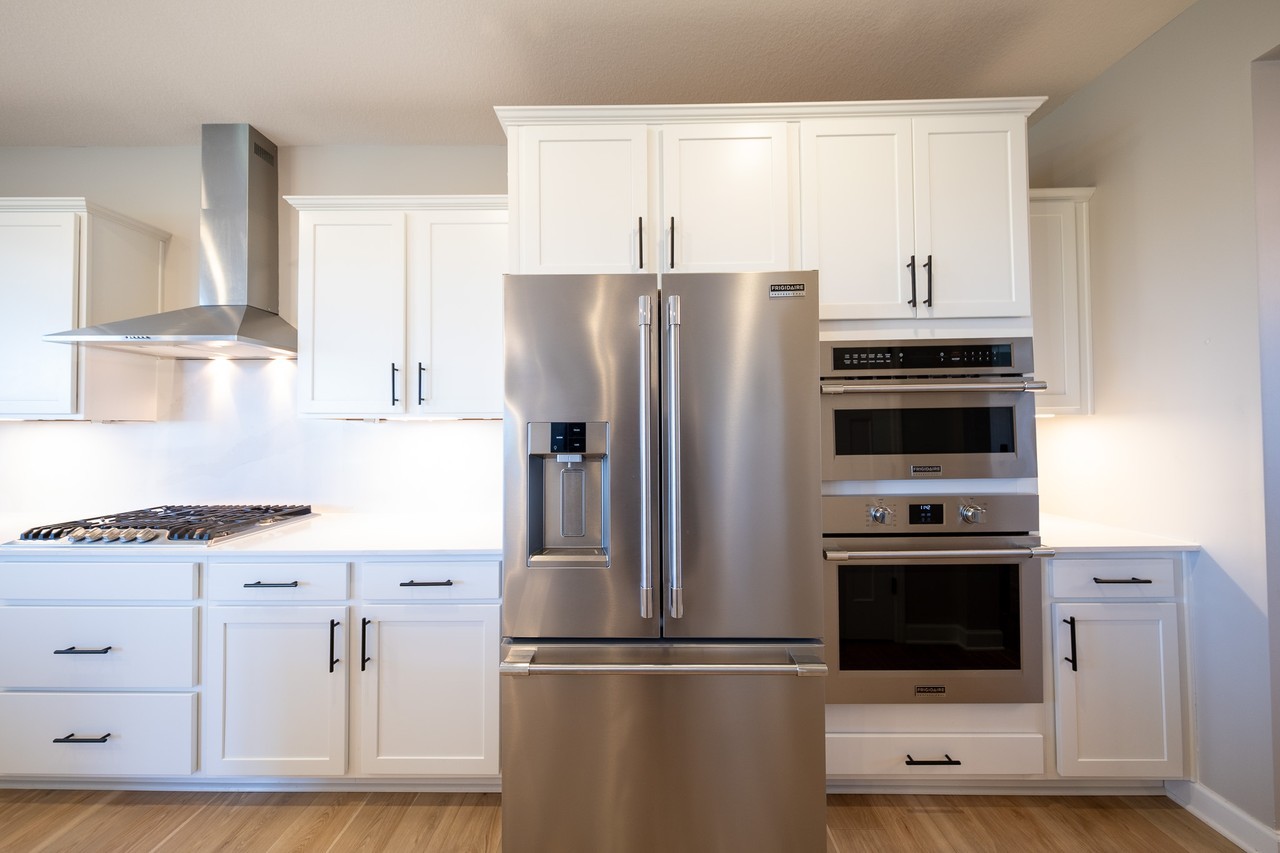 17904 Hinckley Ave #1 - Photo 6 of 47