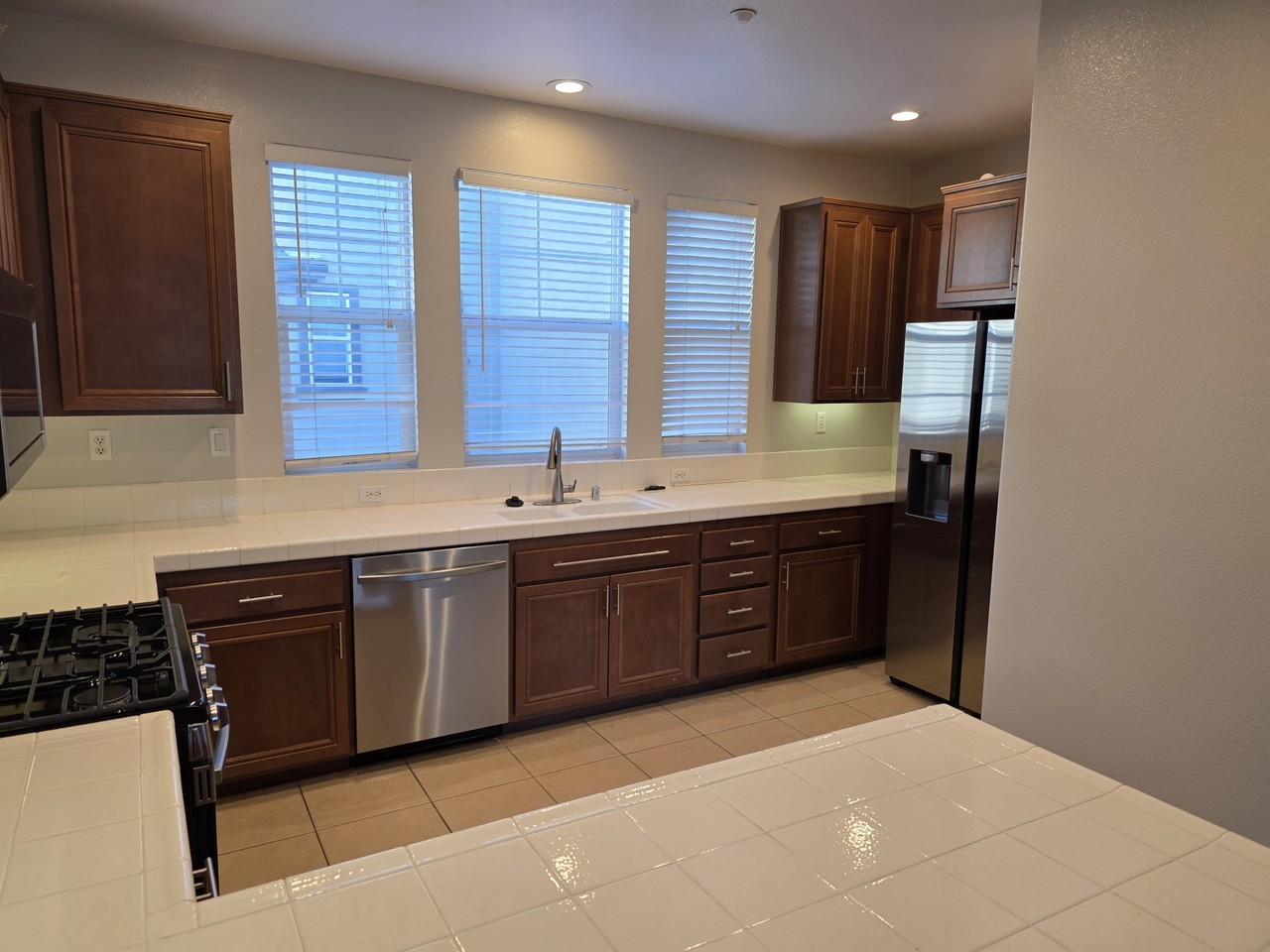 16934 Laurel Hill Ln #162 - Photo 6 of 10