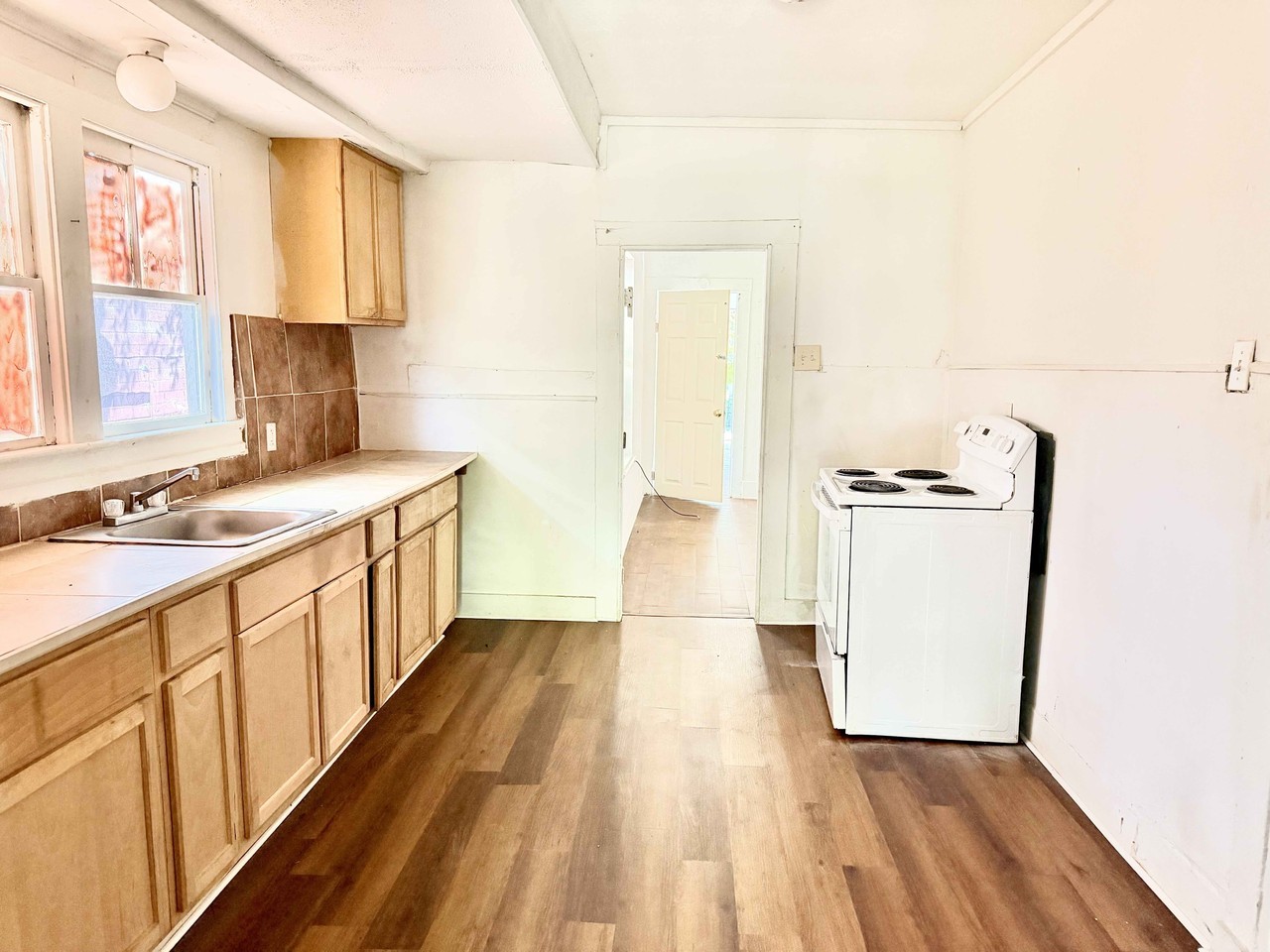 119 N Baxter St #1 - Photo 4 of 12