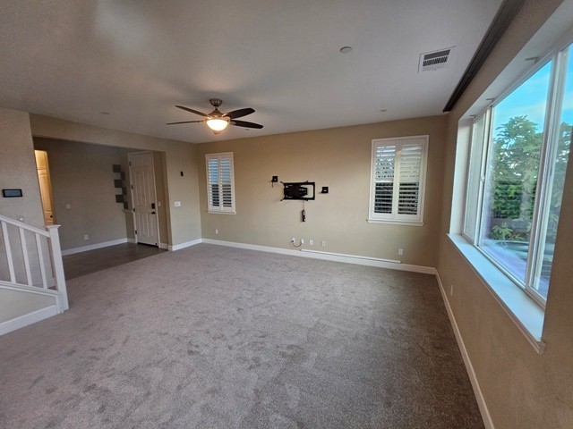 1635 Lion St - Photo 2 of 18