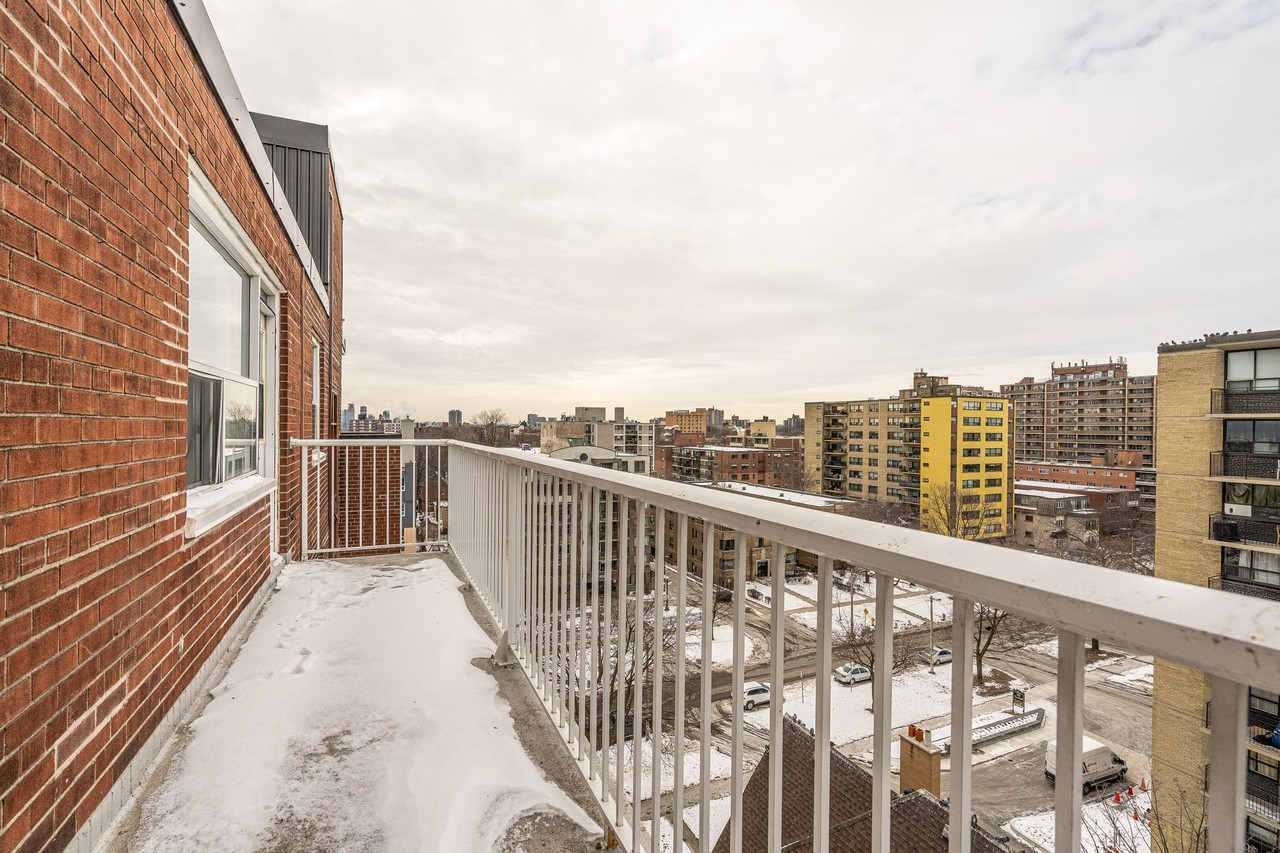 99 Tyndall Avenue - Photo 7 of 50