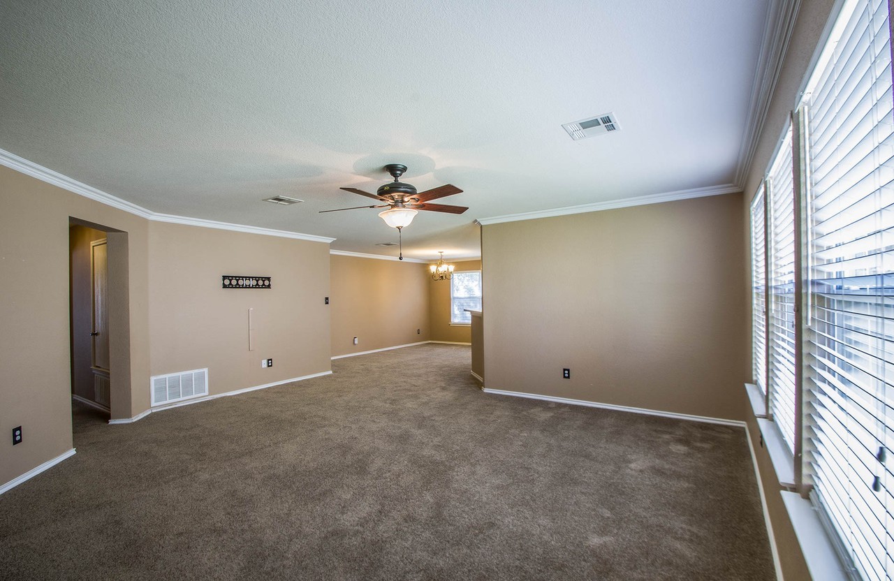 2705 Jason Dr #1 - Photo 2 of 10