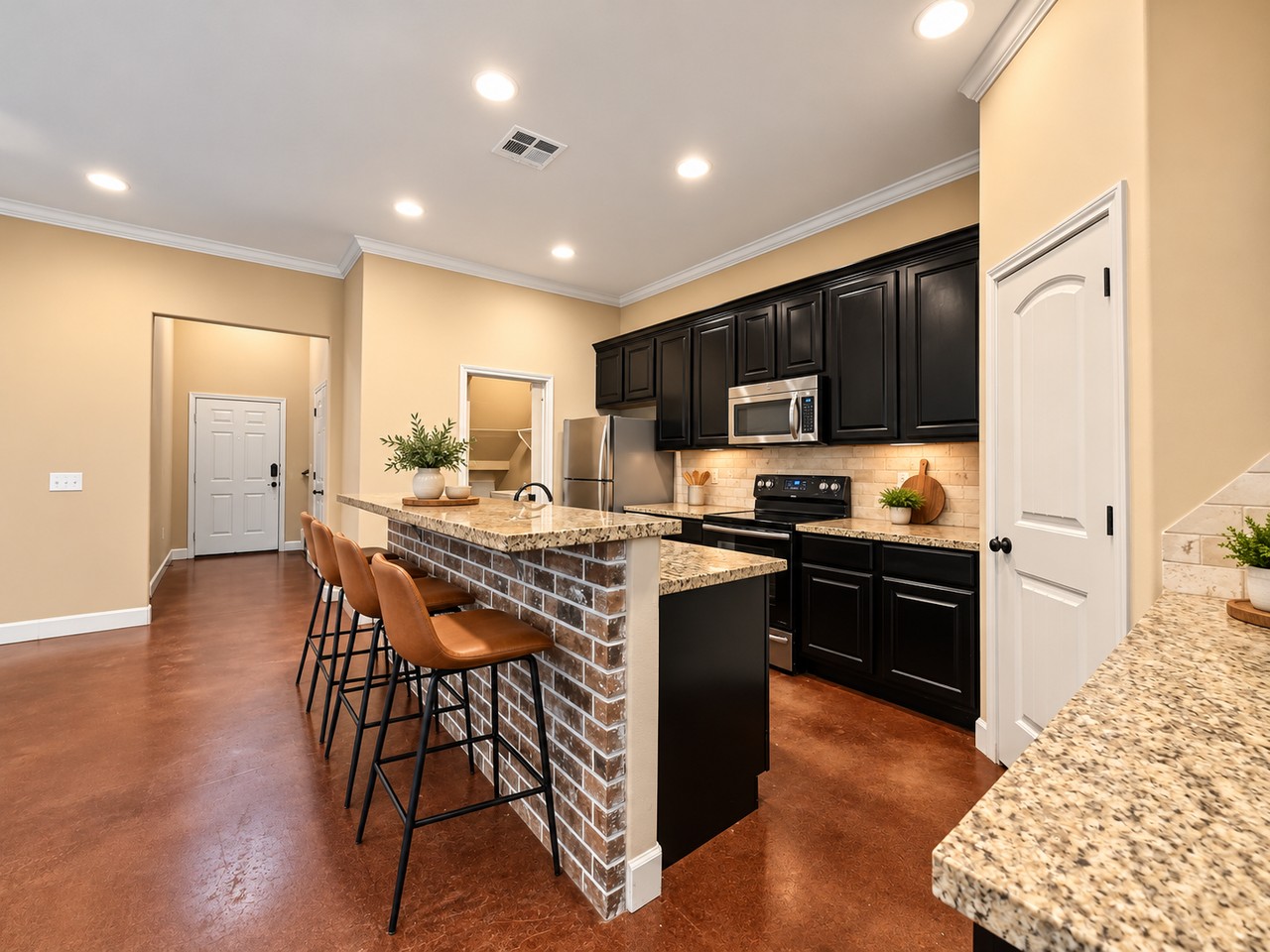 1013 Foster Ave #1 - Photo 5 of 17