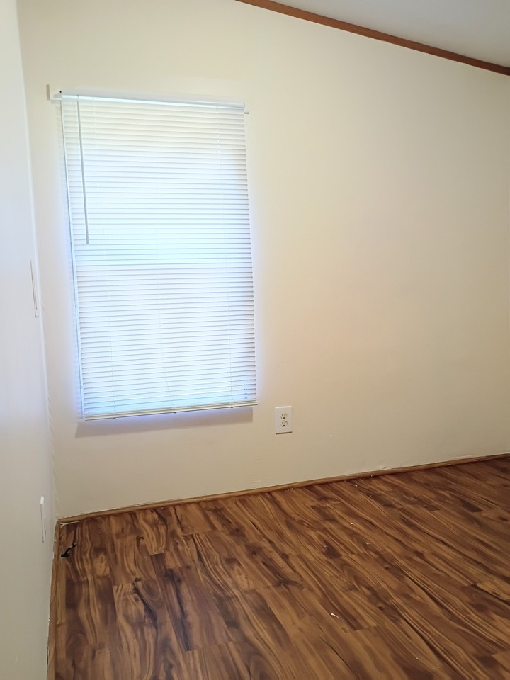 712 S Warren St #1 - Photo 4 of 13