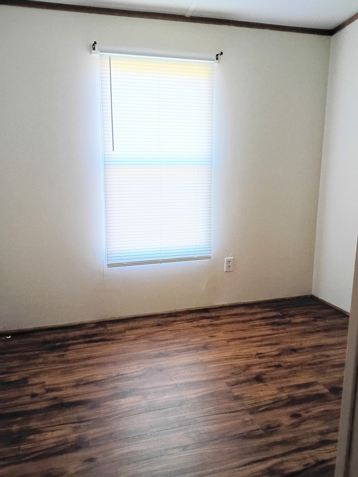 712 S Warren St #1 - Photo 6 of 13