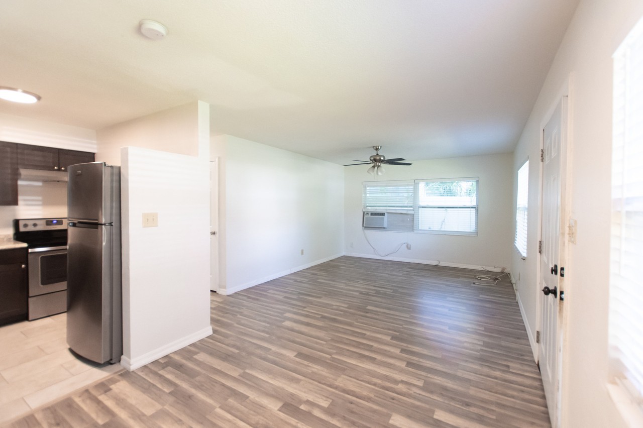 810 18th Ave S #A - Photo 4 of 20