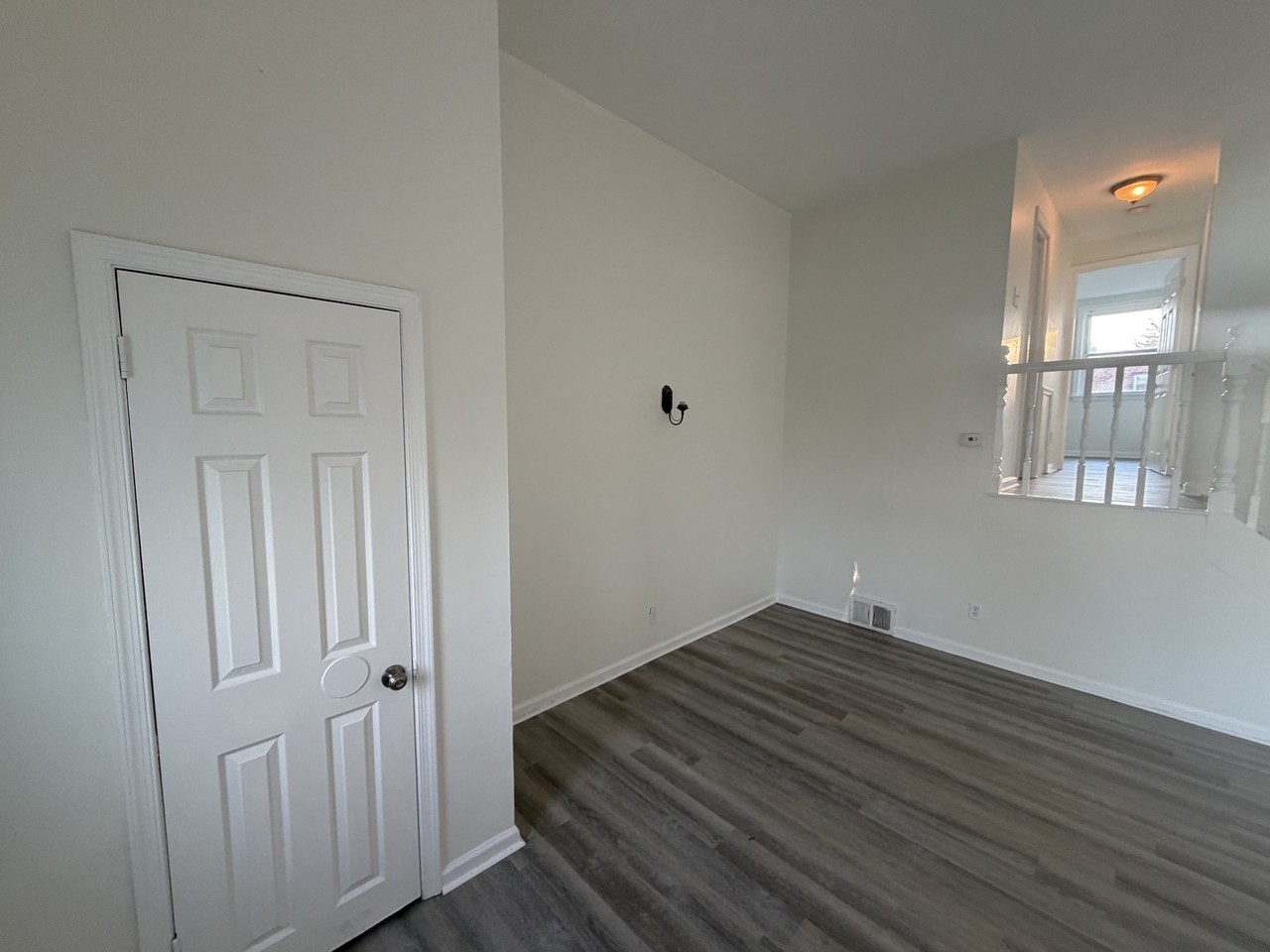 1406 Cosgrove St #1 - Photo 6 of 35