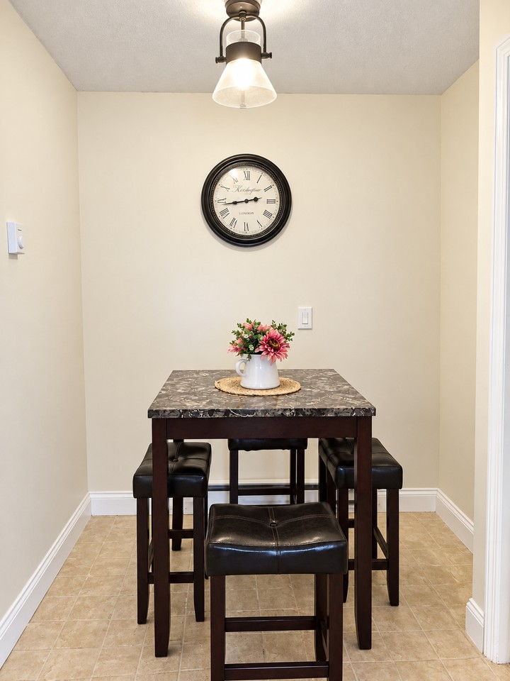 178 Treetop Cir #1011 - Photo 5 of 31