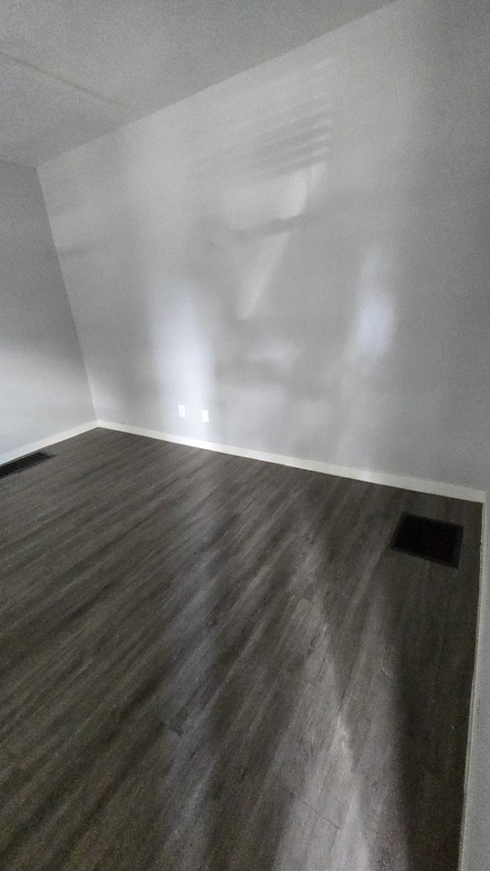 520 Sandusky Ave #1 - Photo 7 of 35