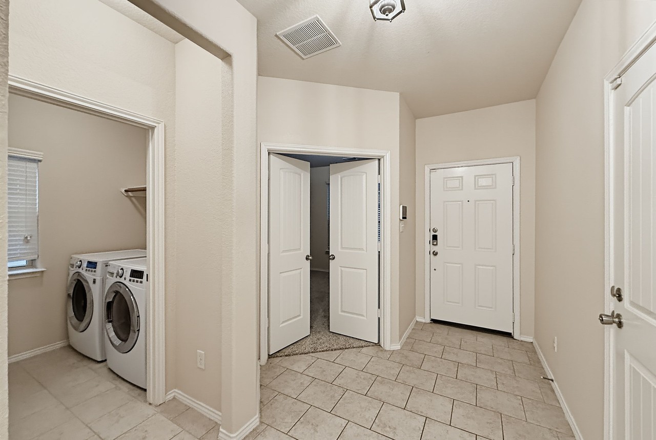 9127 Hogarten Park #1 - Photo 3 of 29