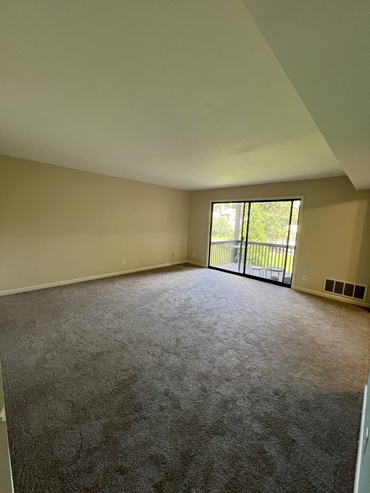 6165 Innkeepers Ct #78 - Photo 7 of 18