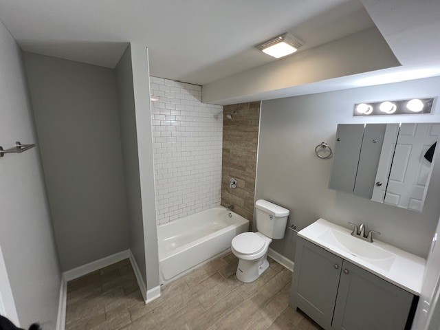5724 S King Dr #5724G - Photo 6 of 14